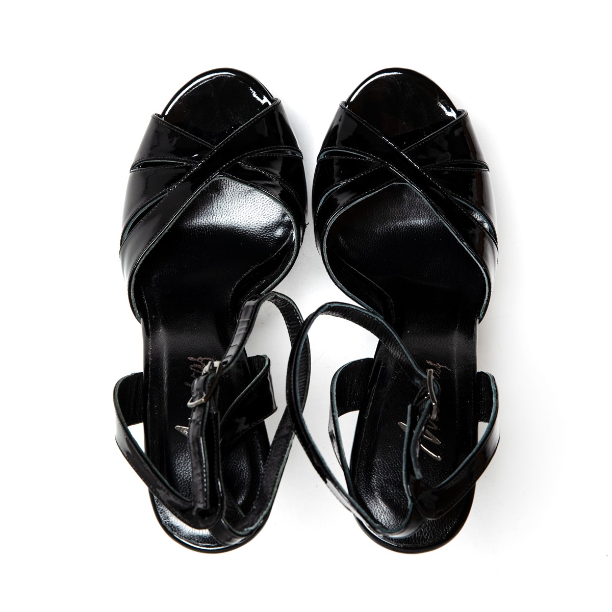 Matraş Kadın Rugan Deri Topuklu Ayakkabı 9FF-1049